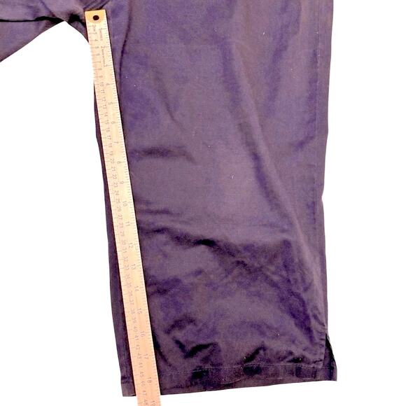 Sag Harbor Women's Stretch Navy Capris. Size 18W - Picture 8 of 8